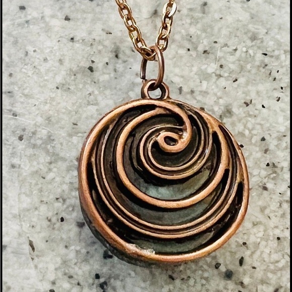Labradorite Copper Spiral Necklace Handmade by Wandering Bunny LLC - Picture 3 of 9